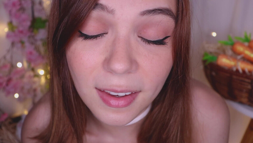 Maimy ASMR - Bunny Girl Wants Your Carrot