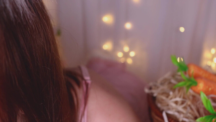 Maimy ASMR - Bunny Girl Wants Your Carrot