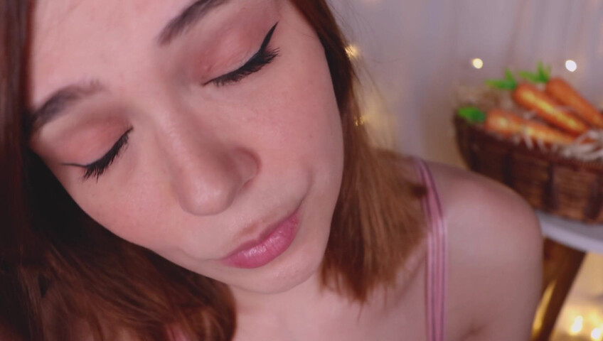 Maimy ASMR - Bunny Girl Wants Your Carrot