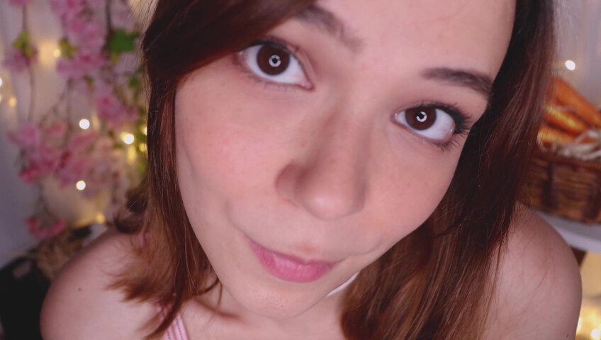 Maimy ASMR - Bunny Girl Wants Your Carrot