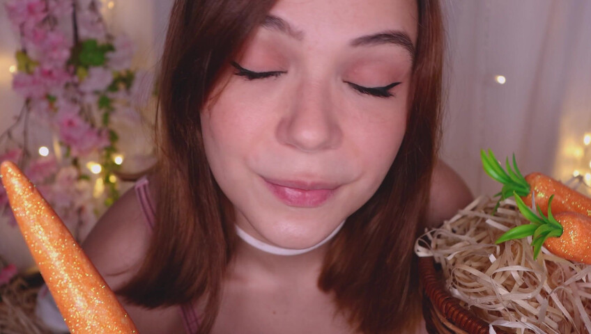 Maimy ASMR - Bunny Girl Wants Your Carrot