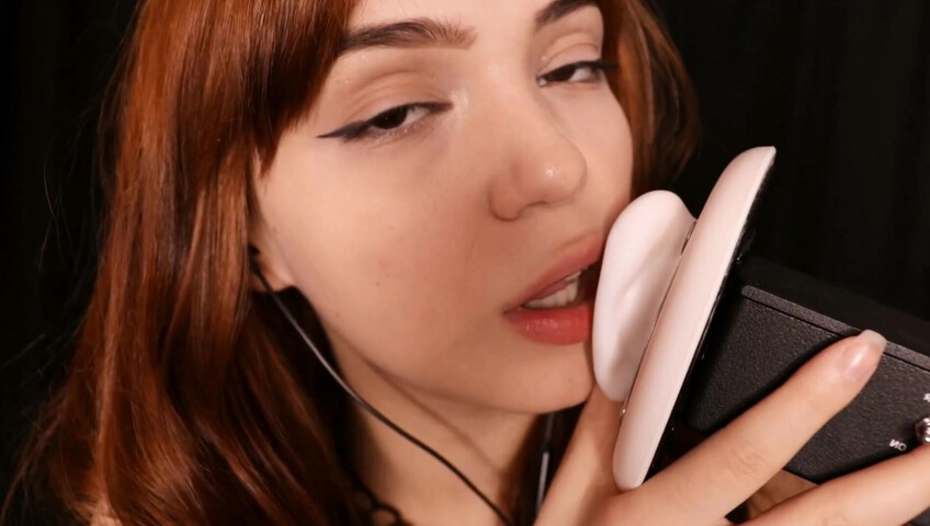 Maimy ASMR - Ear Licking