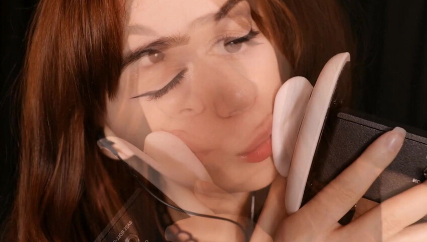 Maimy ASMR - Ear Licking