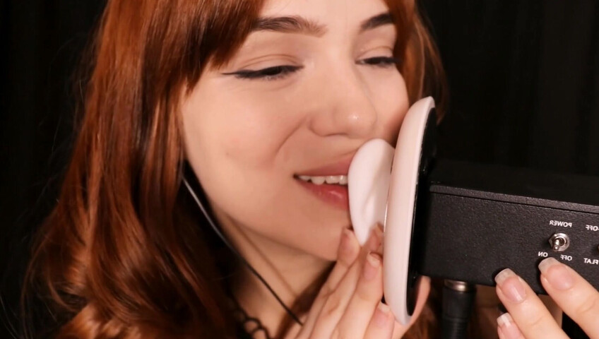 Maimy ASMR - Ear Licking