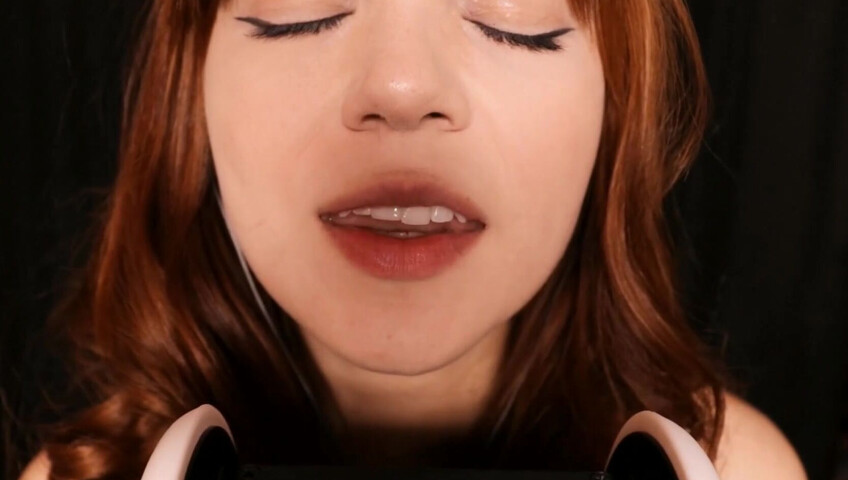 Maimy ASMR - Ear Licking