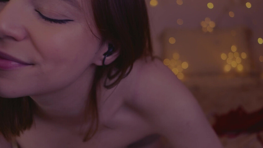 Maimy ASMR - Needy Girlfriend Wants Your Attention