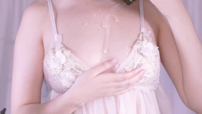 Maimy ASMR - Oil in My Body