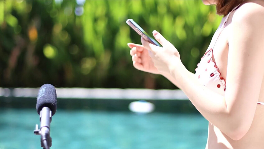 Maimy ASMR - Pool Live Stream