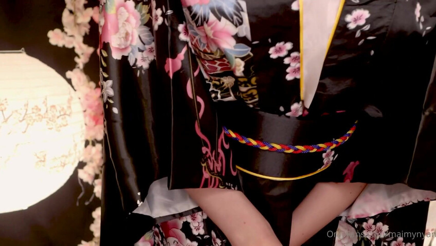 Maimy ASMR - Roleplay Hand Massage Parlor