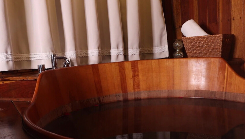 Maimy ASMR Pussy and Tits - Taking a bath with Yennefer - The Witcher Cosplay - 21 June 2021