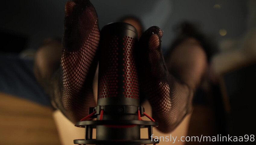 Malinkaa98 ASMR - 3Dio Ear Licking with Feet