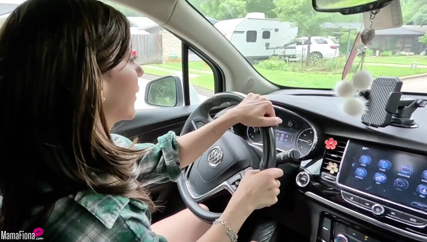 Mama Fiona - Camping with Mom