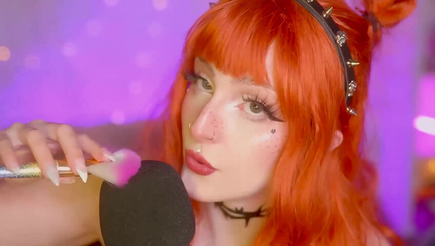 Mewlies ASMR - Close Your Eyes and Relax - Gentle Mic Brushing