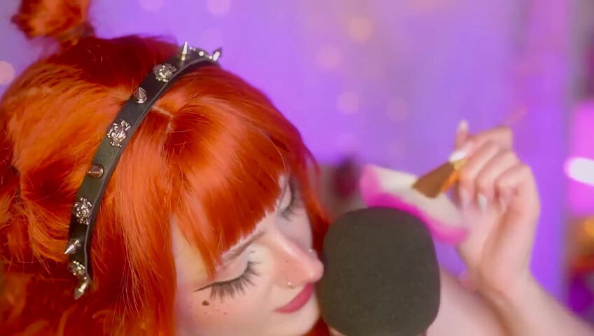 Mewlies ASMR - Close Your Eyes and Relax - Gentle Mic Brushing