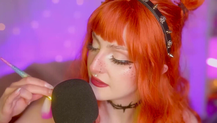 Mewlies ASMR - Close Your Eyes and Relax - Gentle Mic Brushing