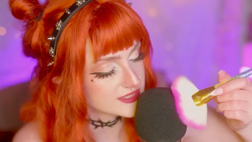 Mewlies ASMR - Close Your Eyes and Relax - Gentle Mic Brushing
