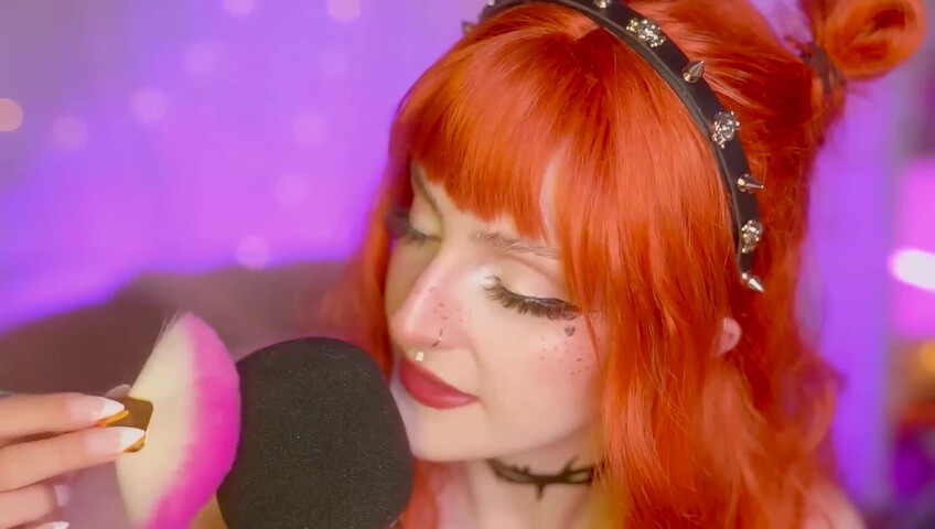 Mewlies ASMR - Close Your Eyes and Relax - Gentle Mic Brushing