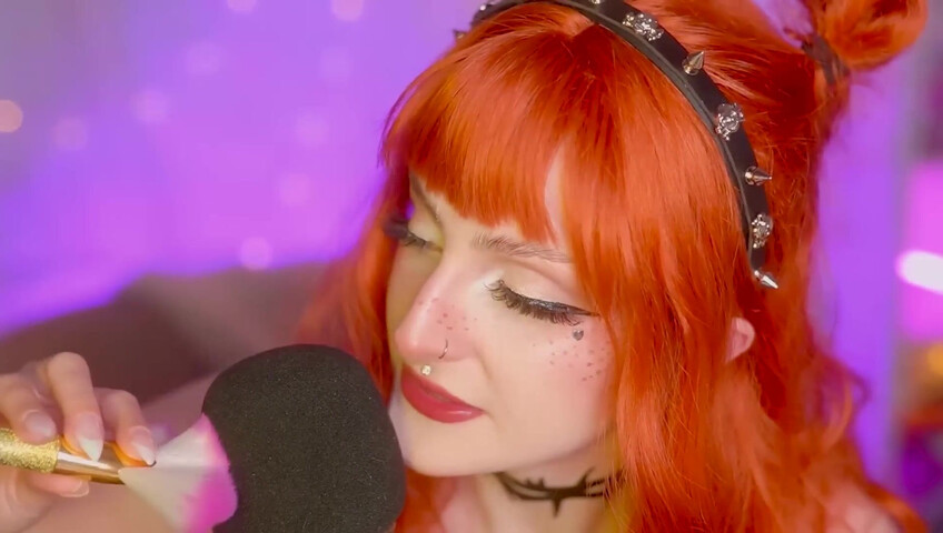 Mewlies ASMR - Close Your Eyes and Relax - Gentle Mic Brushing