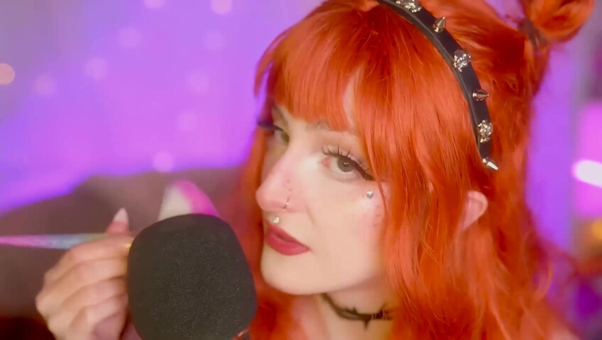 Mewlies ASMR - Close Your Eyes and Relax - Gentle Mic Brushing