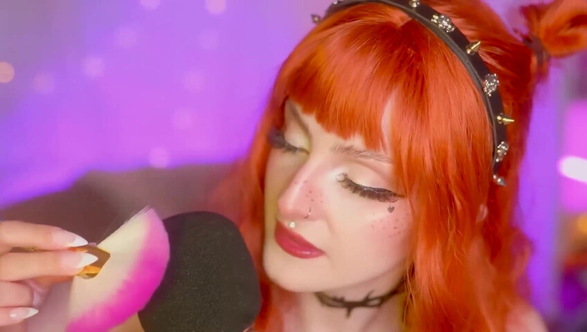 Mewlies ASMR - Close Your Eyes and Relax - Gentle Mic Brushing