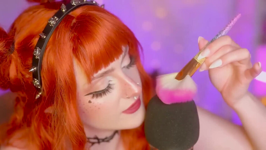 Mewlies ASMR - Close Your Eyes and Relax - Gentle Mic Brushing