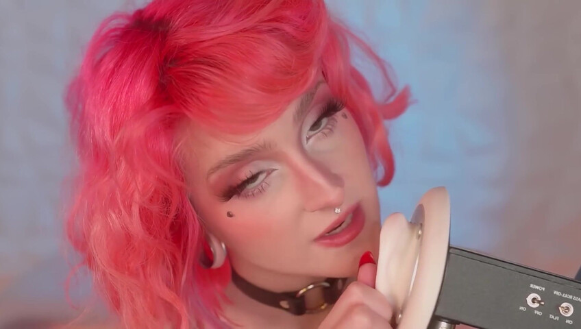 Mewlies ASMR - Ear Blowing ♡ Gentle Ear Massage