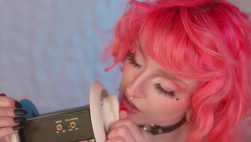 Mewlies ASMR - Ear Blowing ♡ Gentle Ear Massage