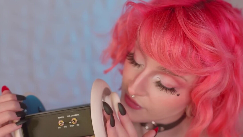 Mewlies ASMR - Ear Blowing ♡ Gentle Ear Massage