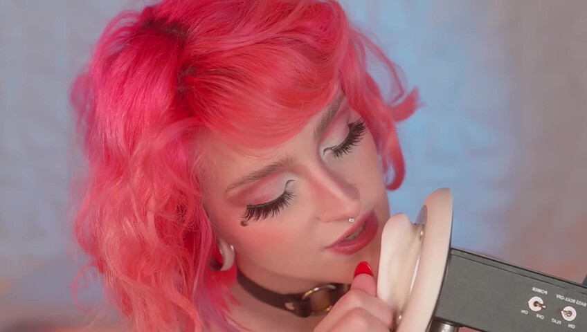 Mewlies ASMR - Ear Blowing ♡ Gentle Ear Massage