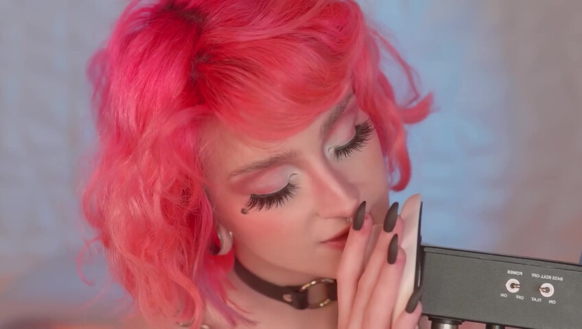 Mewlies ASMR - Ear Blowing ♡ Gentle Ear Massage