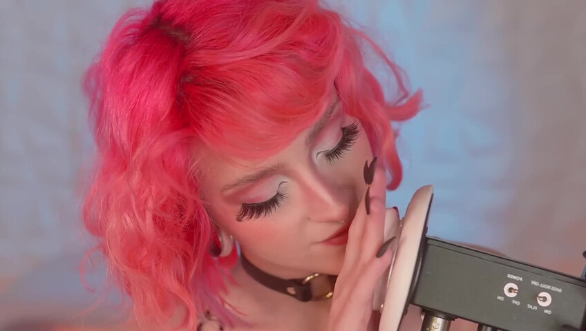 Mewlies ASMR - Ear Blowing ♡ Gentle Ear Massage