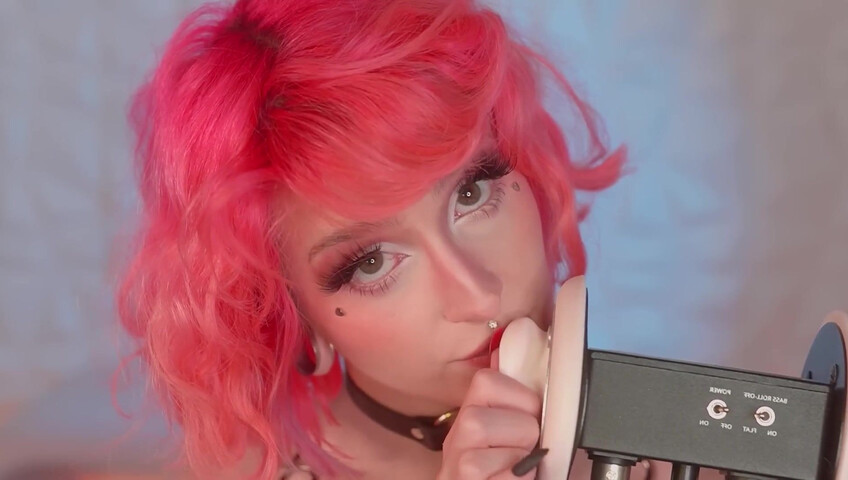 Mewlies ASMR - Ear Blowing ♡ Gentle Ear Massage