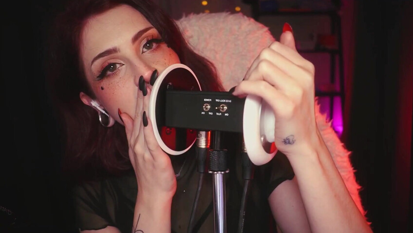 Mewlies ASMR - Patreon Exclusive  Blue-Tongue Ear Licking Just for You