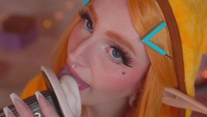 Mewlies ASMR - Sensual Ear Eating