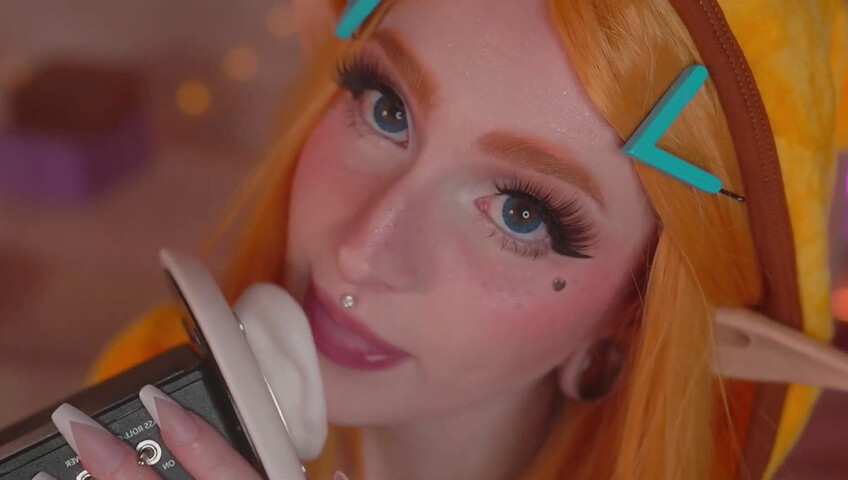 Mewlies ASMR - Sensual Ear Eating