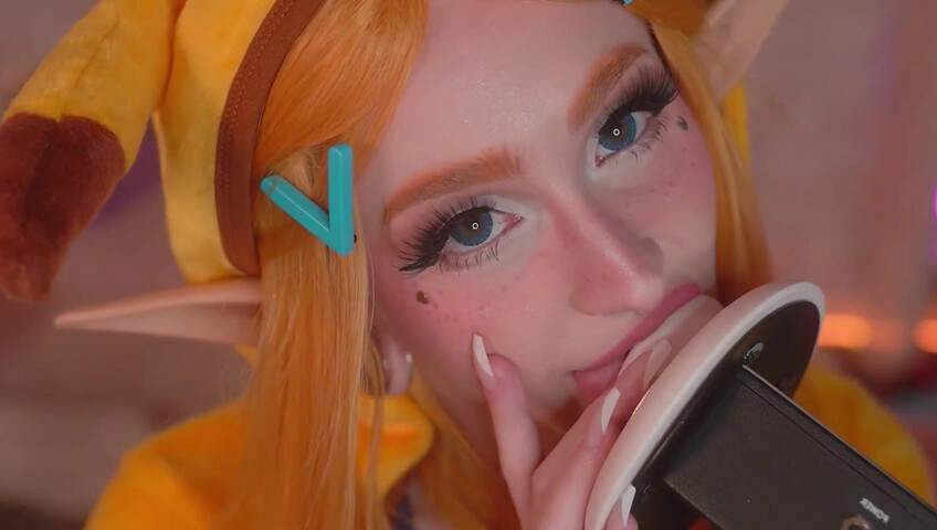 Mewlies ASMR - Sensual Ear Eating