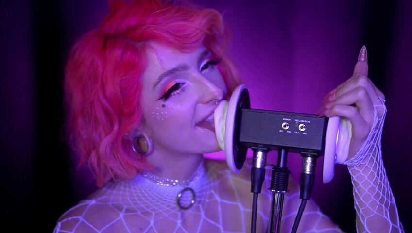 Mewlies ASMR - WHITE ICING Earlicking Patreon KINGS Exclusive