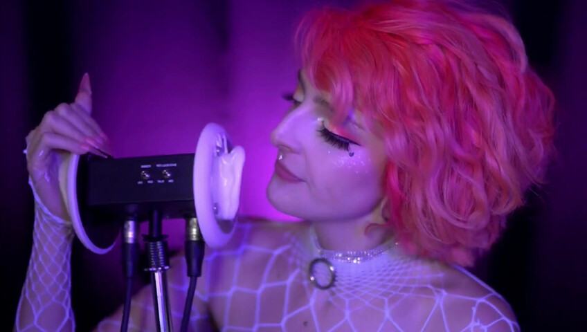 Mewlies ASMR - WHITE ICING Earlicking Patreon KINGS Exclusive