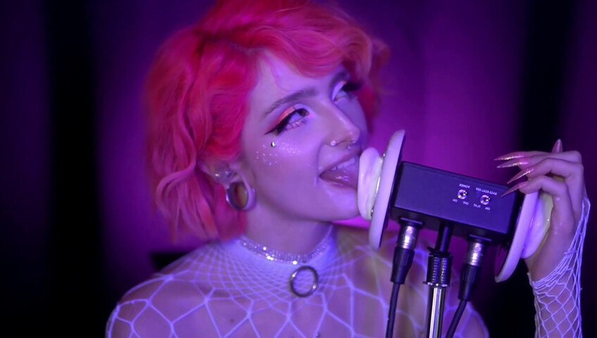 Mewlies ASMR - WHITE ICING Earlicking Patreon KINGS Exclusive