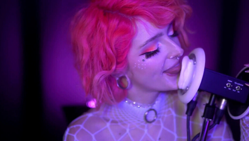 Mewlies ASMR - WHITE ICING Earlicking Patreon KINGS Exclusive