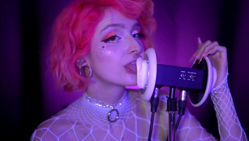 Mewlies ASMR - WHITE ICING Earlicking Patreon KINGS Exclusive