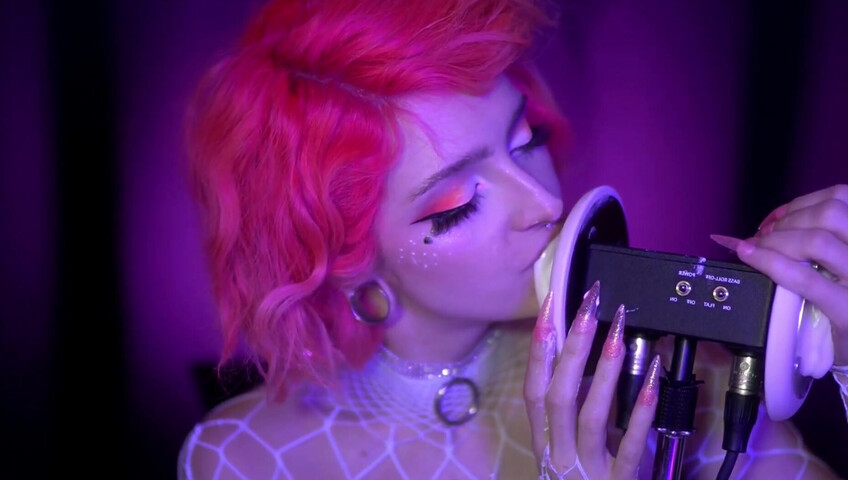 Mewlies ASMR - WHITE ICING Earlicking Patreon KINGS Exclusive