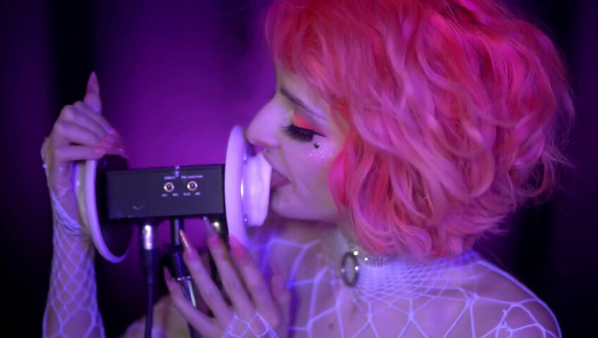 Mewlies ASMR - WHITE ICING Earlicking Patreon KINGS Exclusive