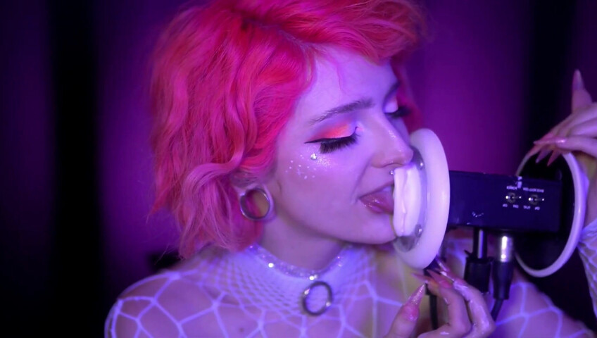 Mewlies ASMR - WHITE ICING Earlicking Patreon KINGS Exclusive