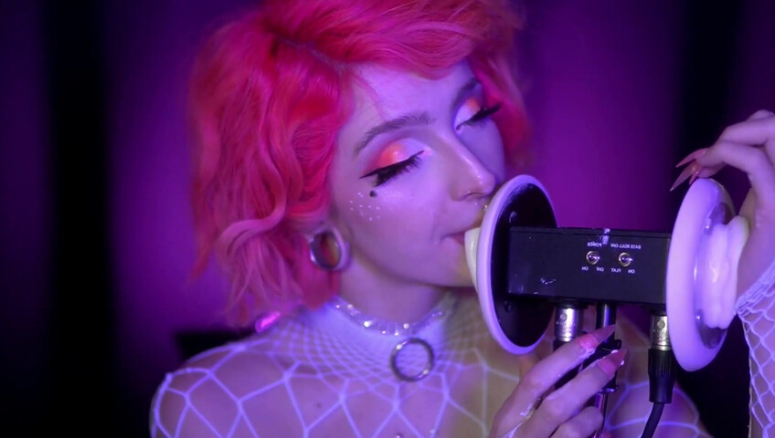 Mewlies ASMR - WHITE ICING Earlicking Patreon KINGS Exclusive