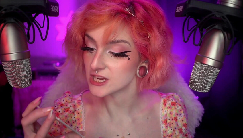 Mewlies ASMR - Yugioh Card Pack Opening ♡ Relaxing ♡ Casual Whispers & Giggles