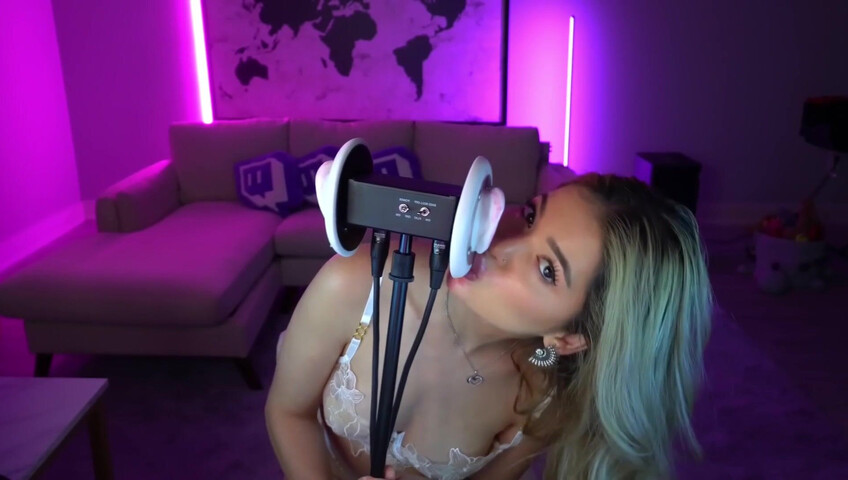 Mimi_fun ASMR - Breathy Kisses