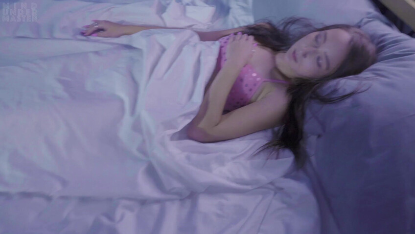 Mind Under Master - Carmen Rae - Yoga Instruction