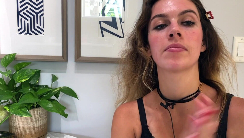 Miss Bell ASMR - 10 September 2021 - I Give You A Massage