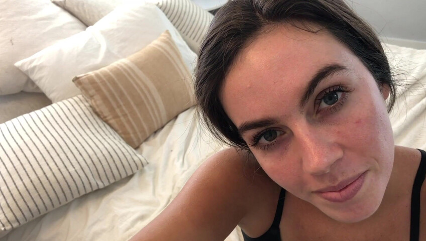 Miss Bell ASMR - 26 April 2021 - Hang Out With Your Girlfriend In Bed